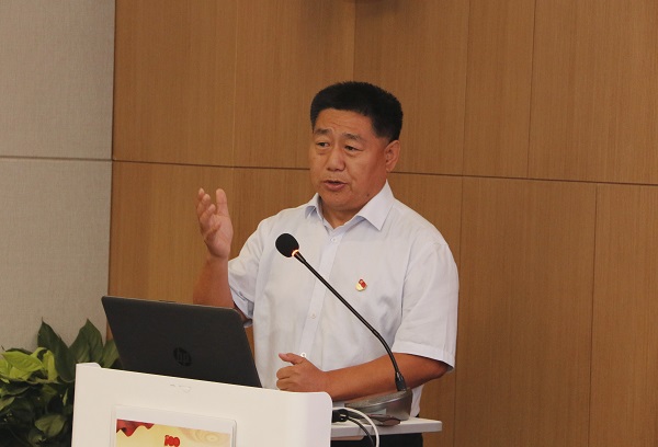 11、乐投官网平台党委书记张会民作点评讲话.jpg