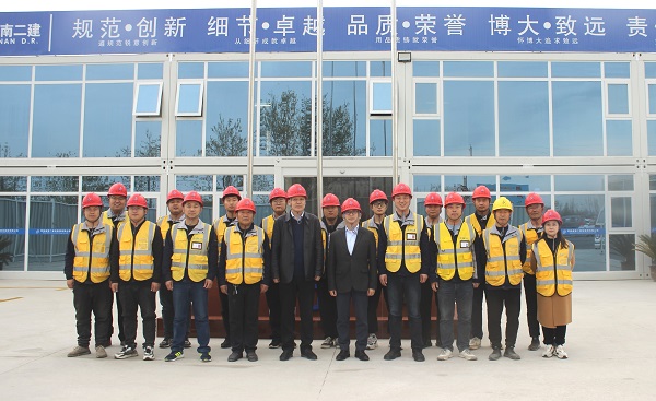 3.乐投官网平台董事长到项目检查指导工作.jpg
