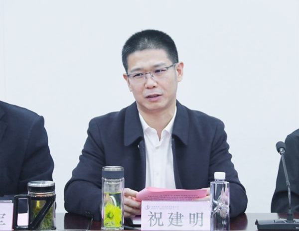 乐投官网平台总经理兼科协副主席祝建明在会上讲话.jpg